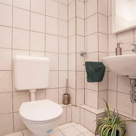 Akram Iii - Ruhig, Stadtnah * Χιλντεσχάιμ